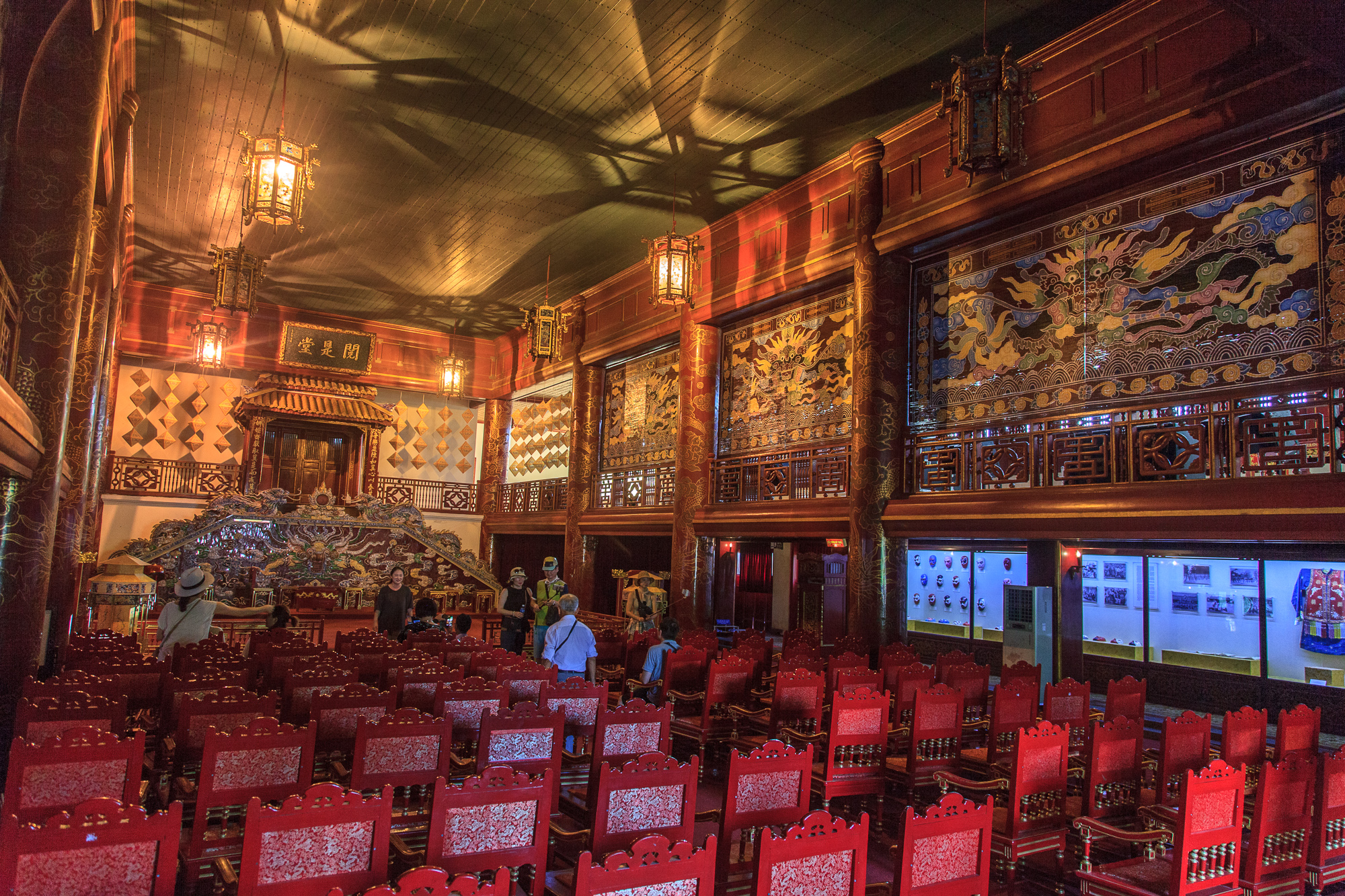 Дворцовый театр