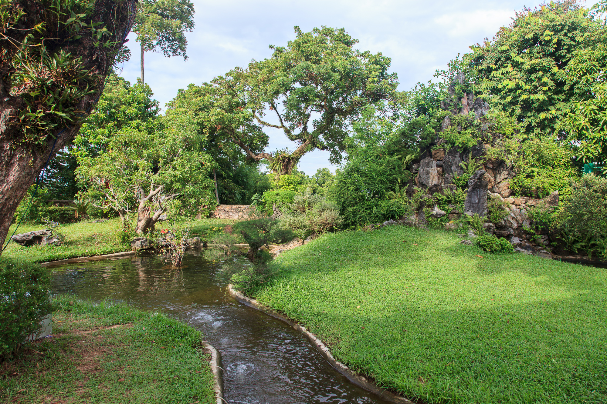 Садик в монастыре