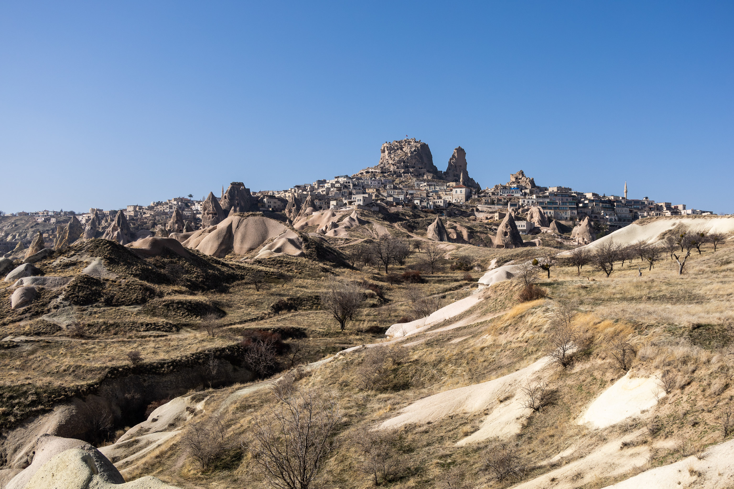 Вид на Учхисар