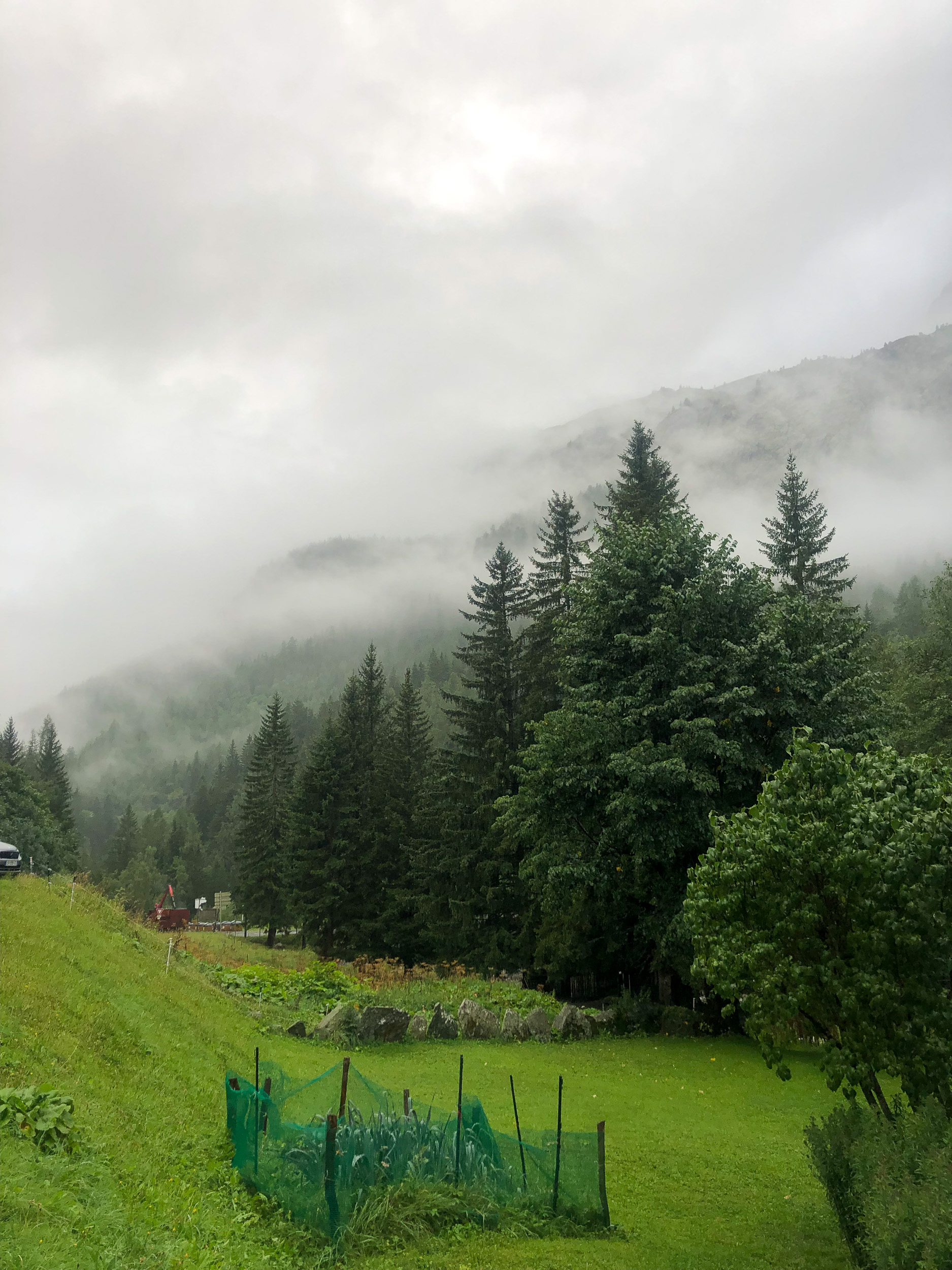 Утро девятого дня, окрестности деревни Montroc