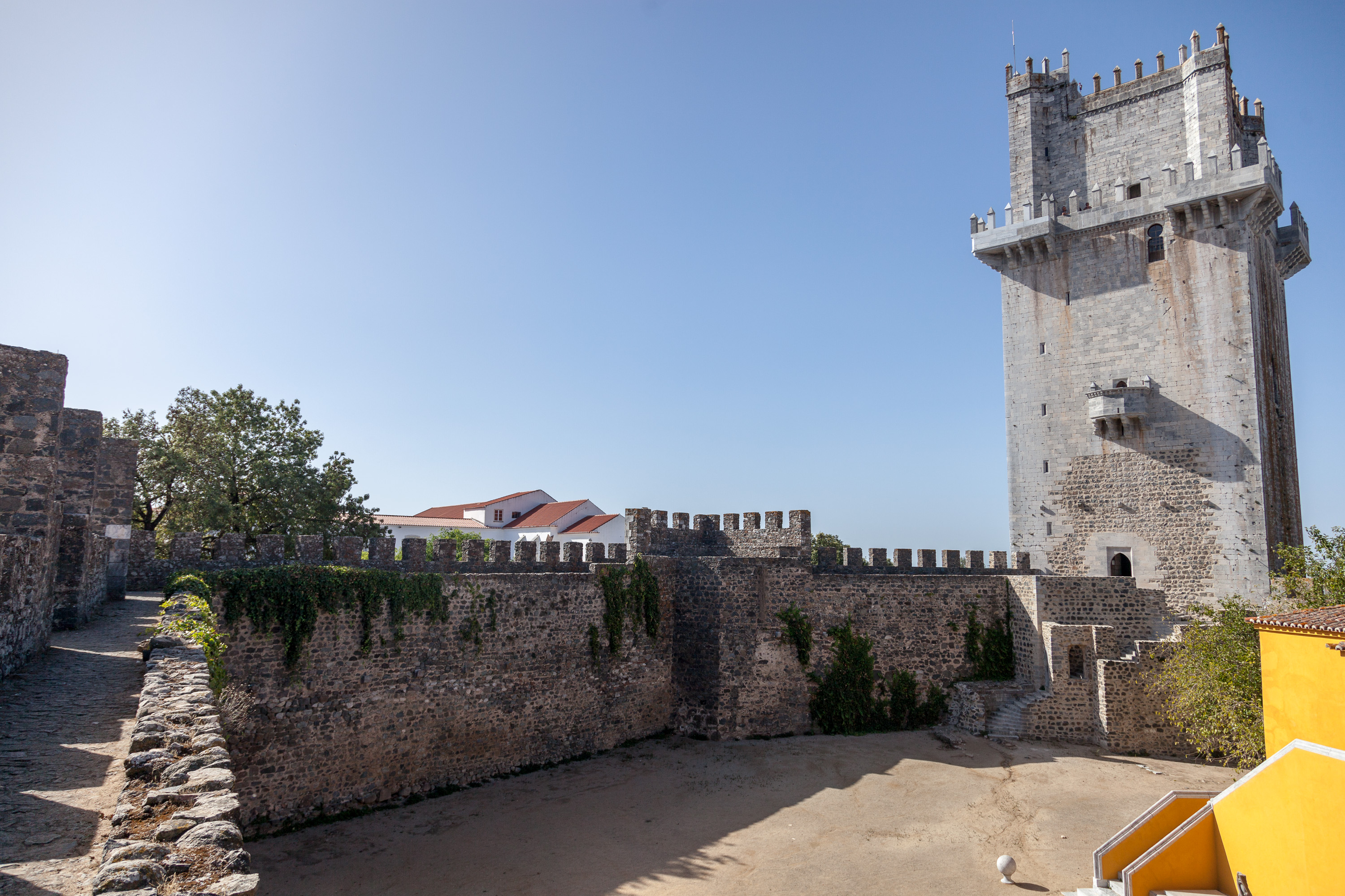 Замок в Беже