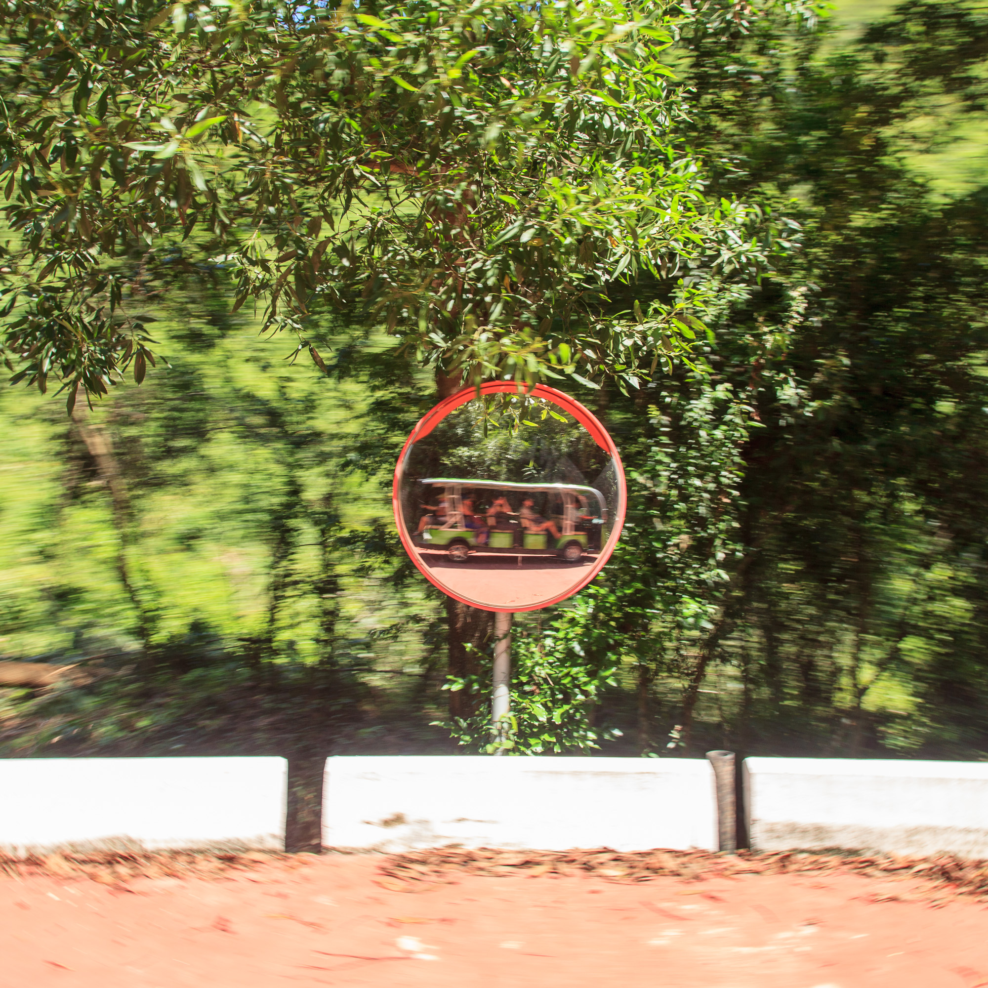 По дороге в Мишон