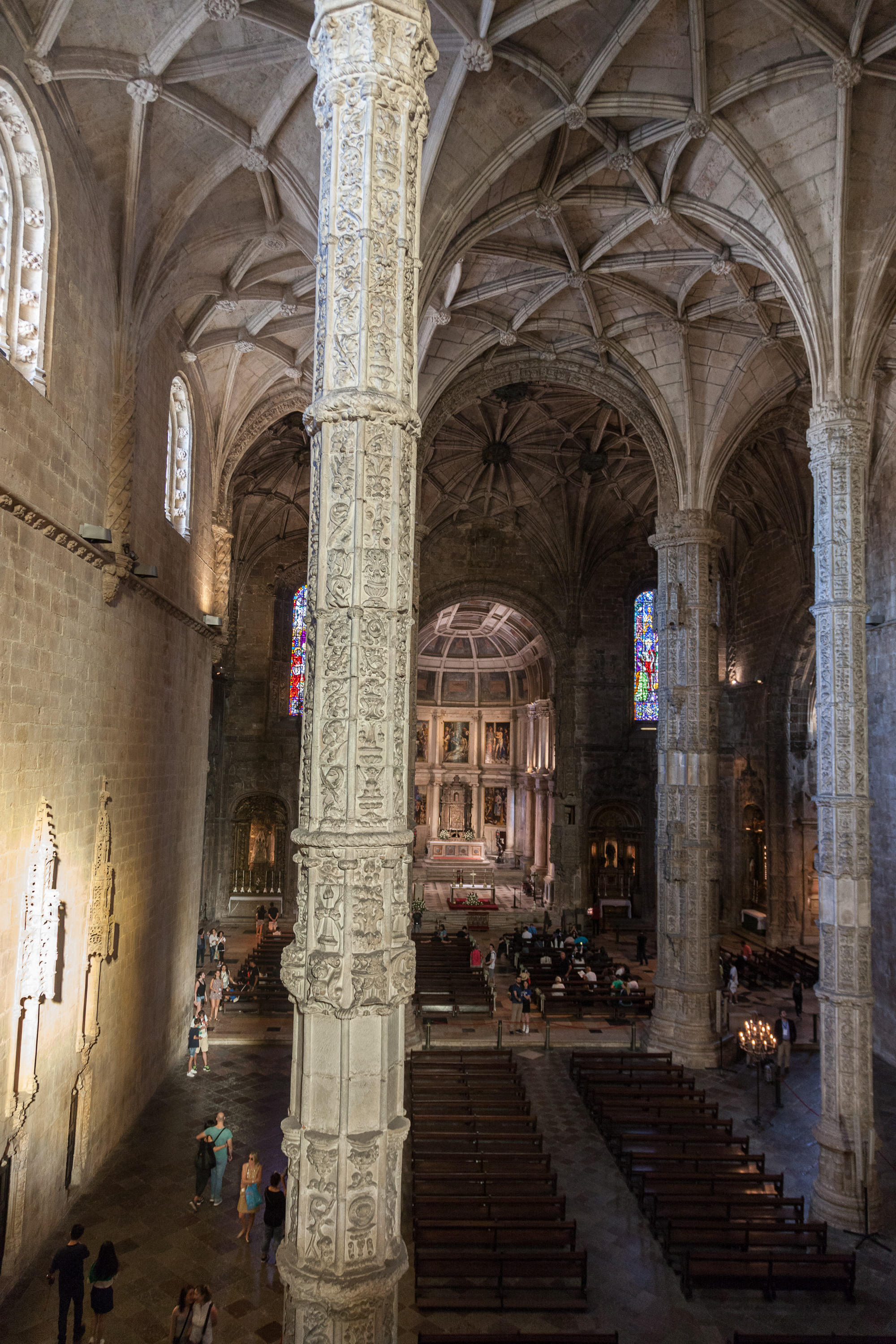 Интерьеры монастыря Жеронимуш в Лиссабоне