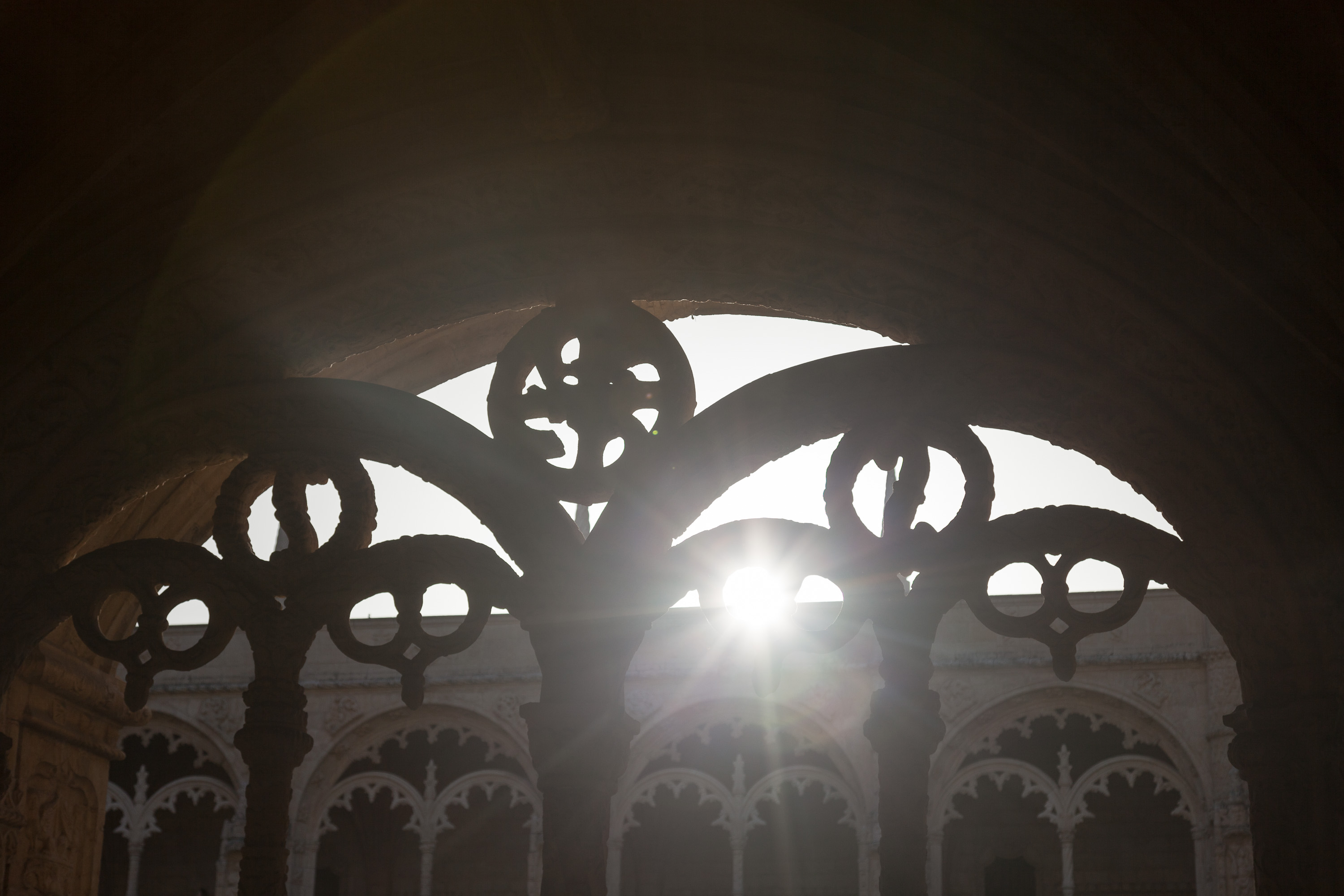 Интерьеры монастыря Жеронимуш в Лиссабоне