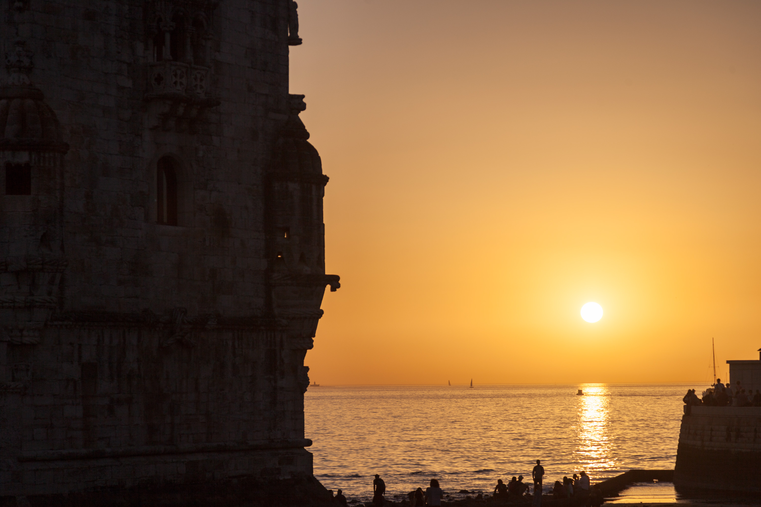 Закат над впадением Тежу в Атлантический океан