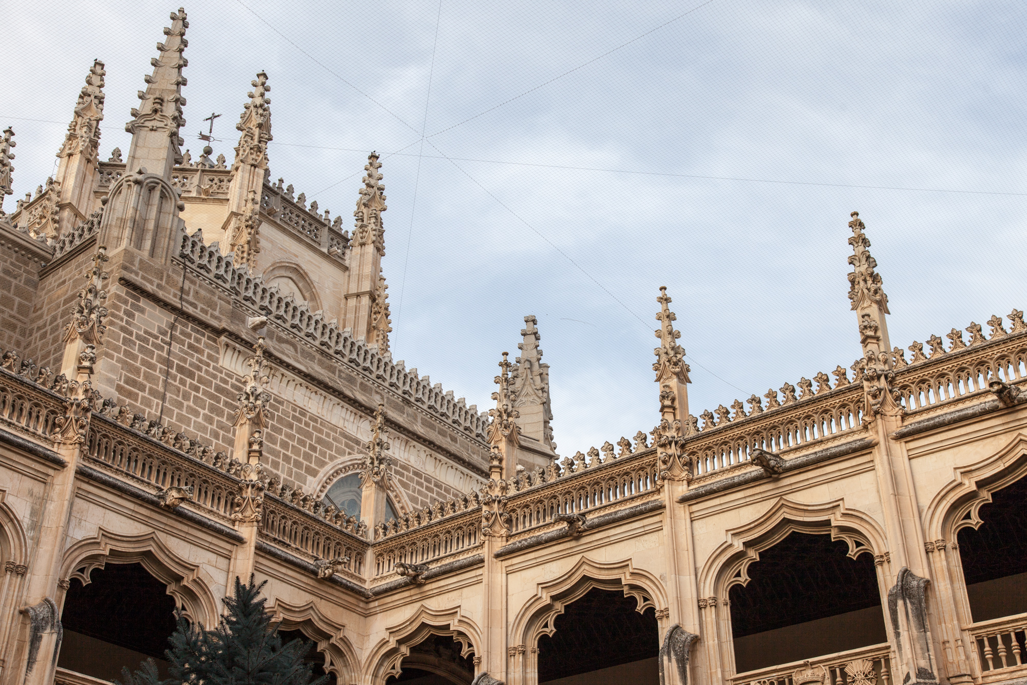 В монастыре Сан Хуан де лос Рейес