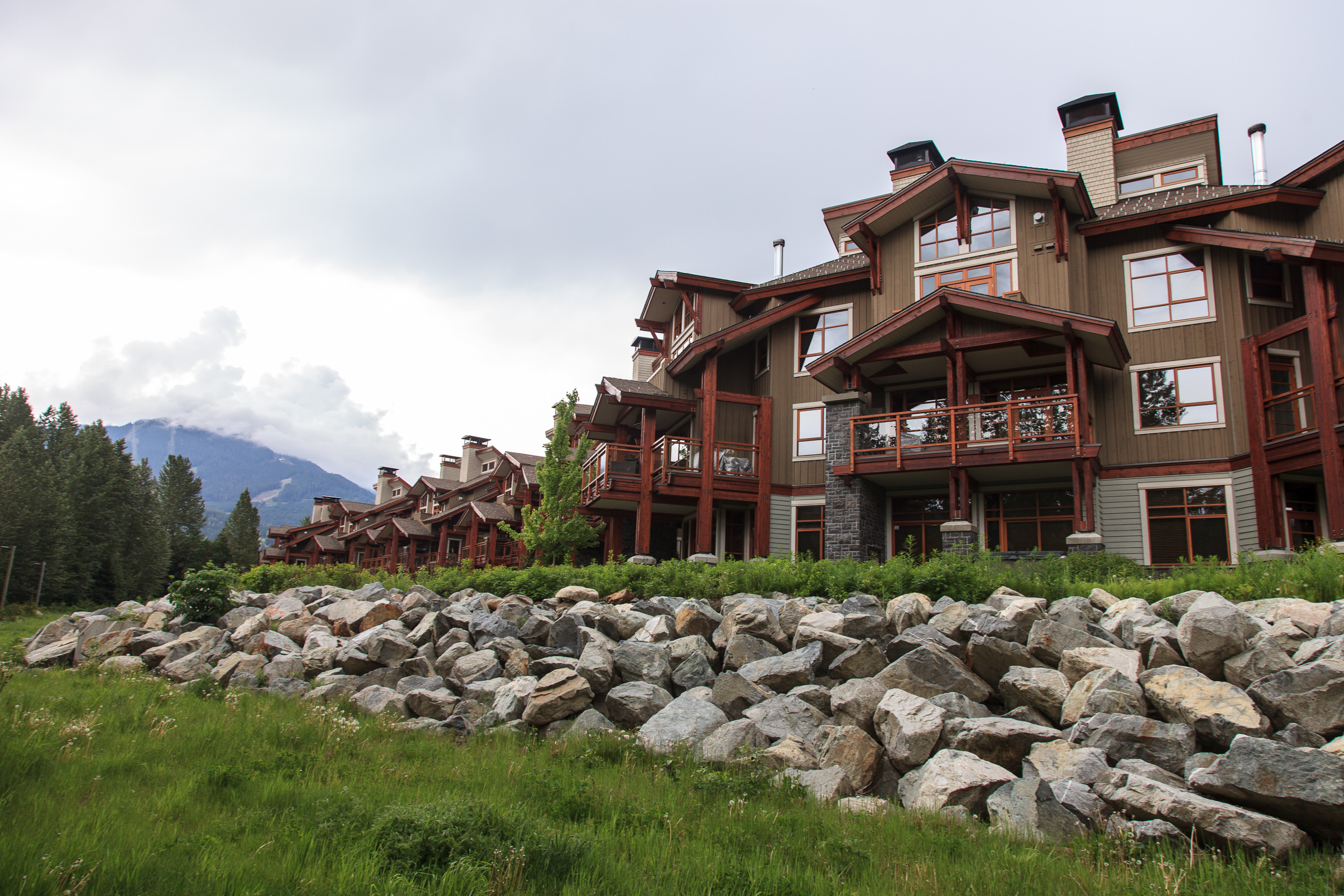 Домики олимпийской деревни